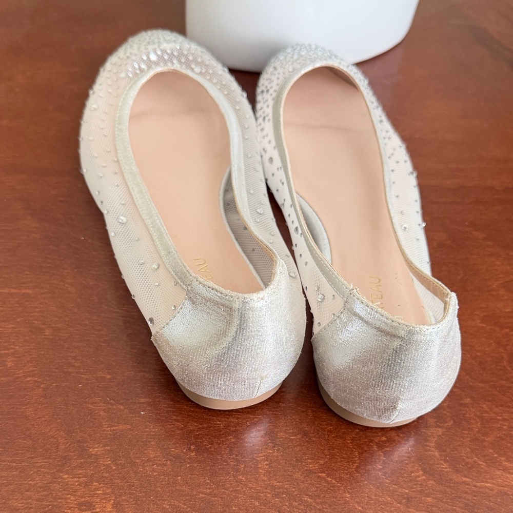 Le Chateau Glittering Mesh Flats - Picture 3 of 5